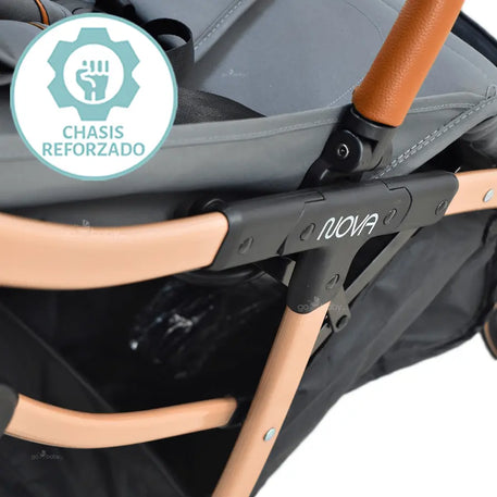 Carriola  compacta infanti nova