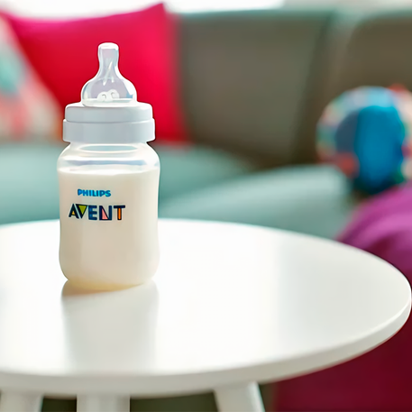 Philips Avent Pack de 4 Tetinas Anti-colic con válvula anticólicos, Flujo 1 Lento, Recién Nacido ,0 m+, Libre de BPA, Mod. SCY761/44