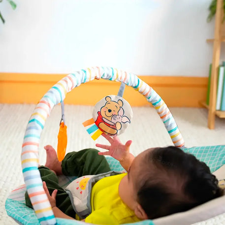 Bright Starts Bouncer Silla Mecedora Winnie The Pooh Para Bebé, Con Vibraciones Relajantes, Unisex, 0 a 6 meses