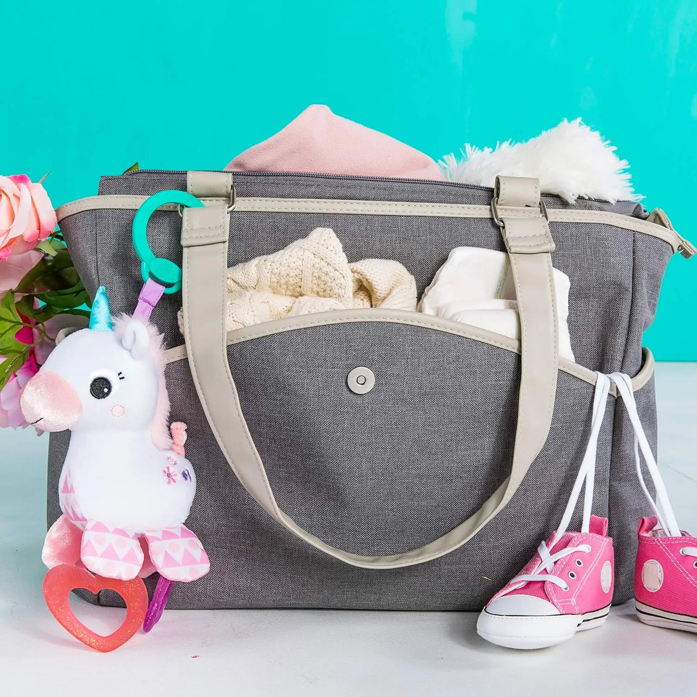 Unicornio Bright Starts Sparkle & Shine con sonajero y mordederas · 0+ meses