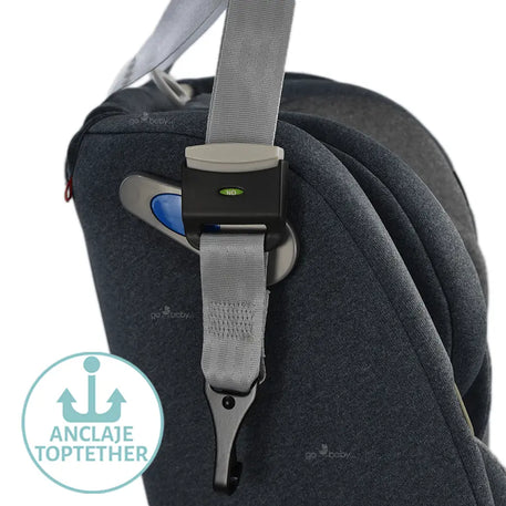 Autoasiento supreme 360 color azul vista lateral con anclaje top teather