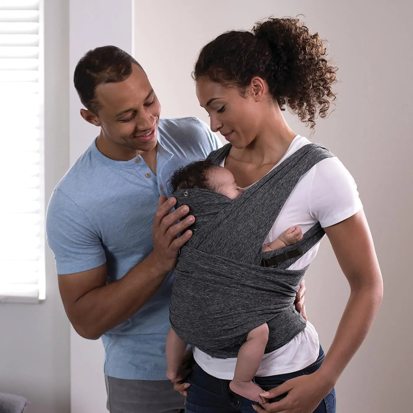 Boppy Canguro Ajustable ComfyFit Evolution Gris tipo Fular