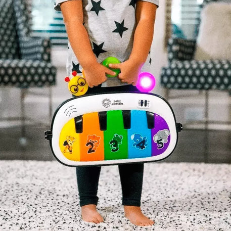 4-IN-1 KICKIN´ TUNES MUSIC & LANGUAGE GYM