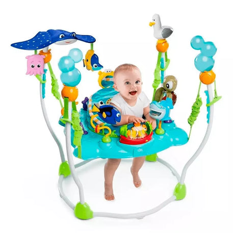 Saltador buscando a nemo