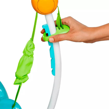 Saltador buscando a nemo